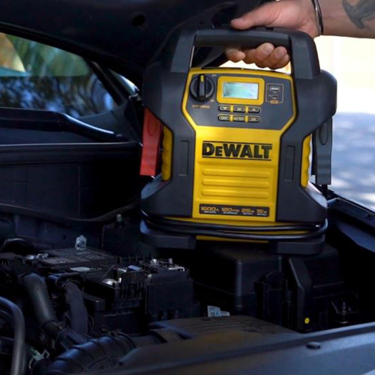 1600 Peak Amp Jump Starter with 120 PSI Air Inflator N6496